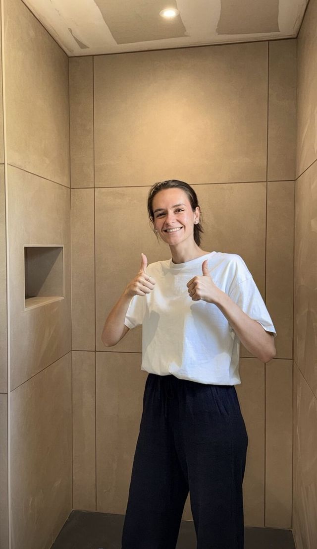 Client satisfait : douche avec niche intégrée