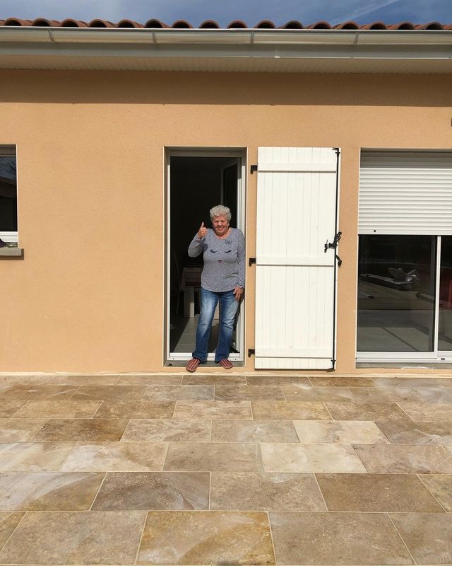 Client satisfait : terrasse pierre naturelle